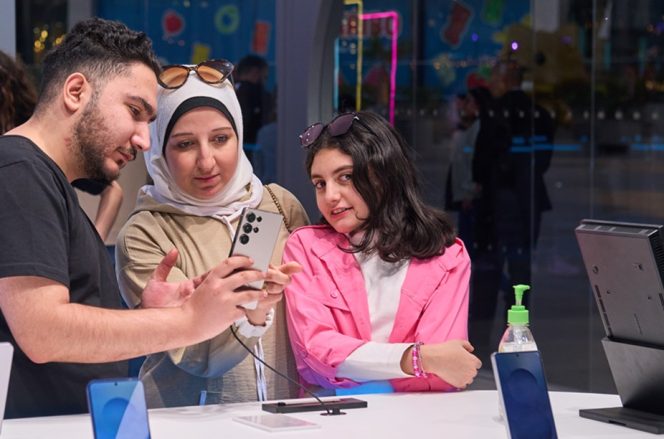 미국인 10명 중 9명 스마트폰 AI 사용··· 인식은 40% 못 미쳐